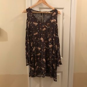 Floral cut sleeve dress